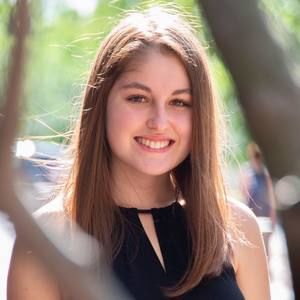 Meet your Posher, Emmy